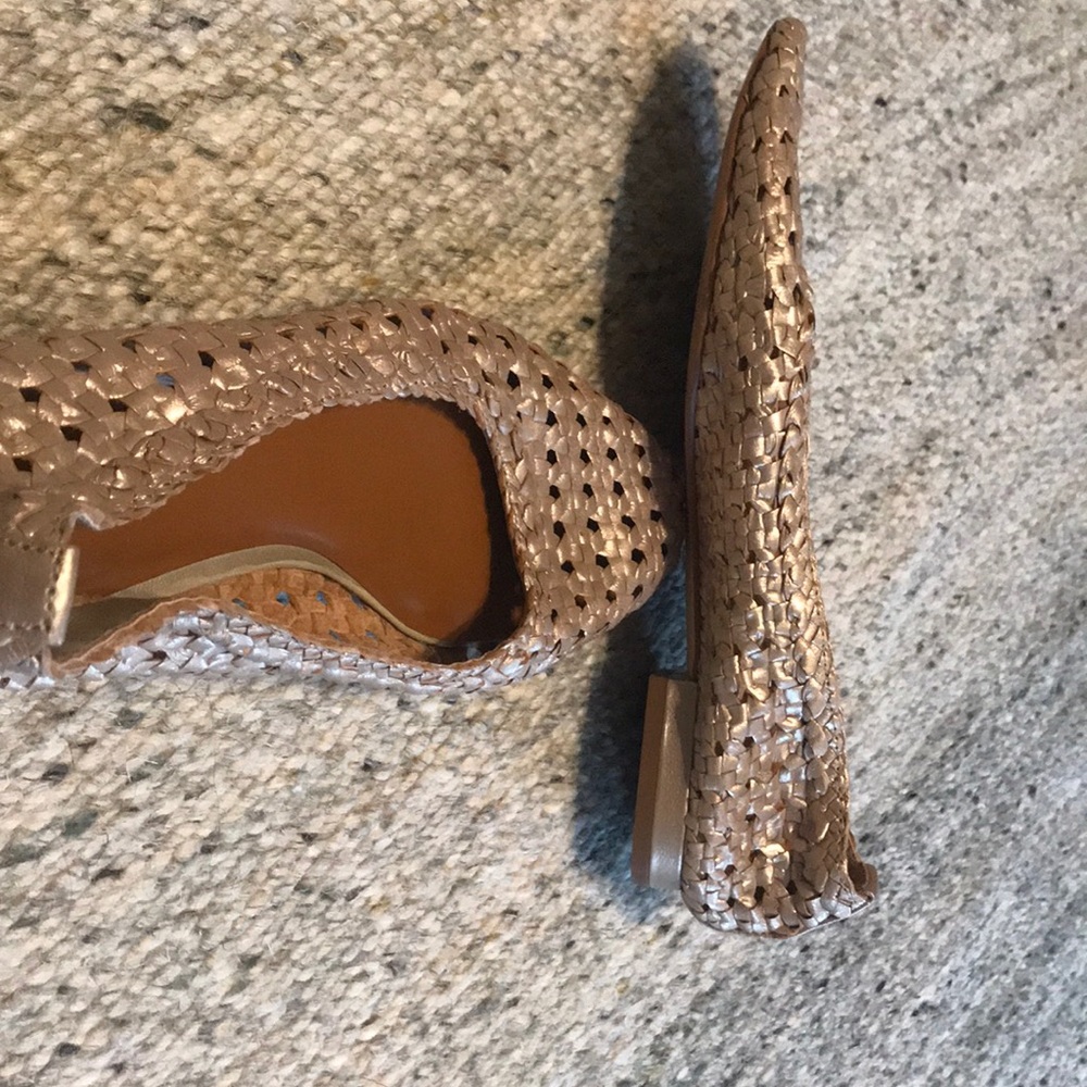 Flats - Picture 2 of 3